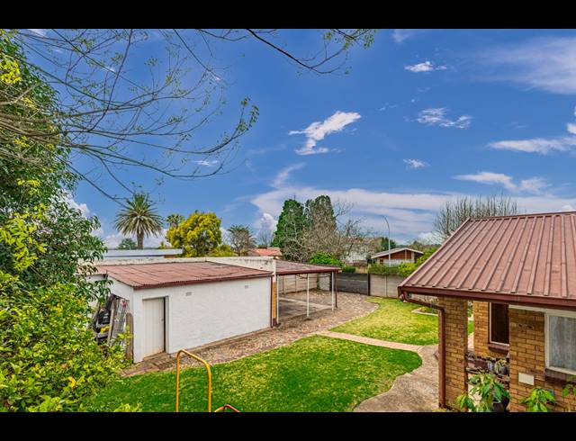 3 BEDROOM HOUSE FOR SALE IN BRENTHURST
